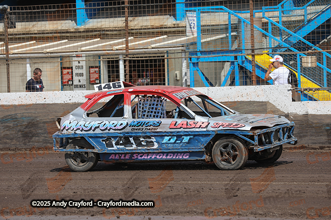 1300STOCKS-Kings-Lynn-100825-LC-1