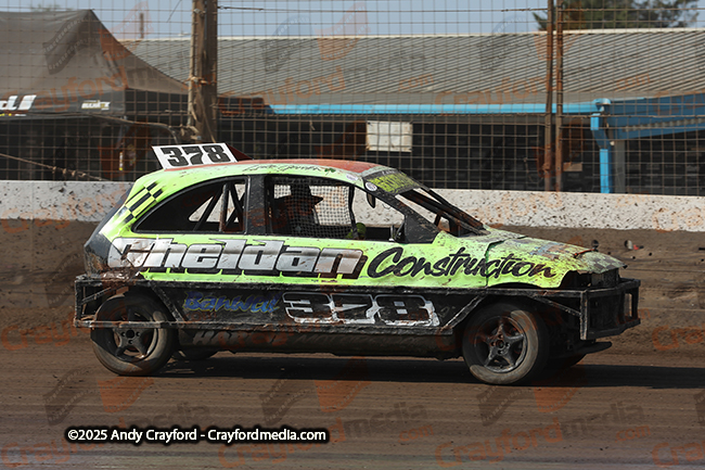1300STOCKS-Kings-Lynn-100825-SNM-9