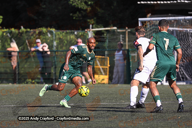 AFC-Whyteleafe-v-Faversham-Town-250825-113