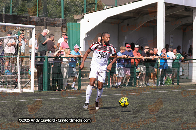 AFC-Whyteleafe-v-Faversham-Town-250825-42