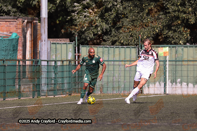 AFC-Whyteleafe-v-Faversham-Town-250825-45