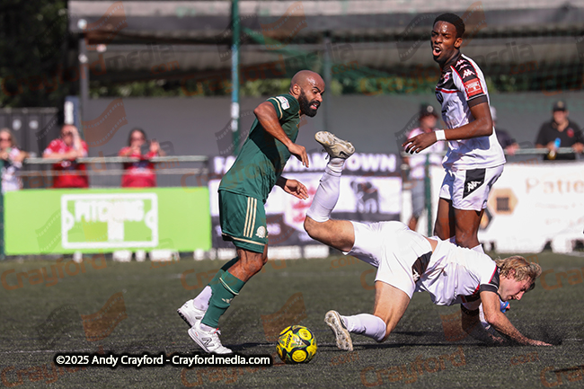 AFC-Whyteleafe-v-Faversham-Town-250825-65