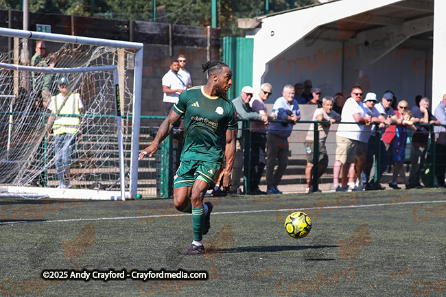 AFC-Whyteleafe-v-East-Grinstead-Town-090825-103