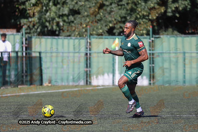 AFC-Whyteleafe-v-East-Grinstead-Town-090825-115