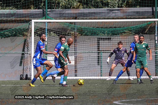 AFC-Whyteleafe-v-East-Grinstead-Town-090825-38