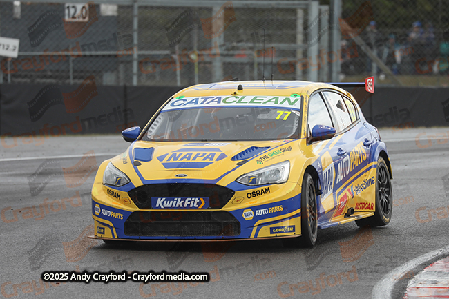 BTCC-Donington-Park-310825-R23-75
