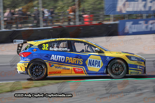 BTCC-Donington-Park-310825-R23-27